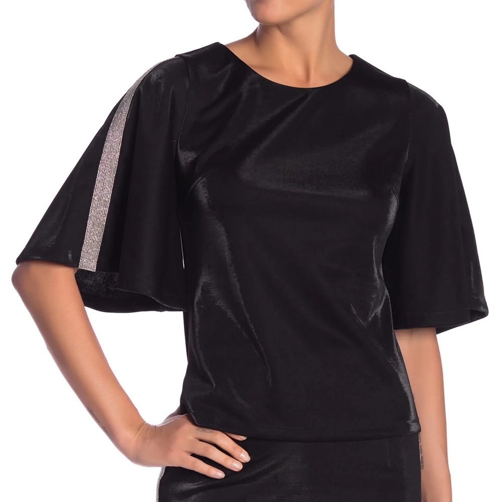 GRACIA Embellished Short Bell Sleeve Blouse L